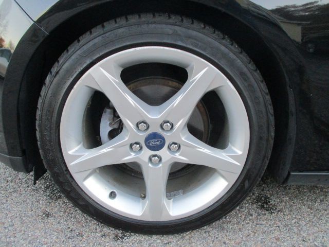 2014 Ford Focus Image 23