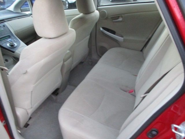2011 Toyota Prius Image 13