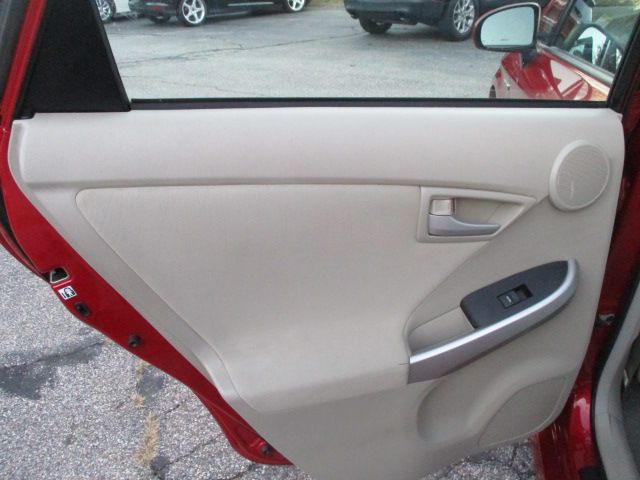 2011 Toyota Prius Image 14