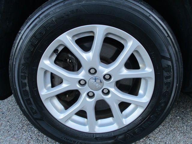 2016 Jeep Cherokee Image 24