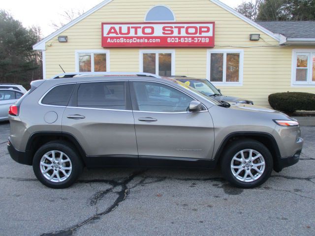 2016 Jeep Cherokee Image 26