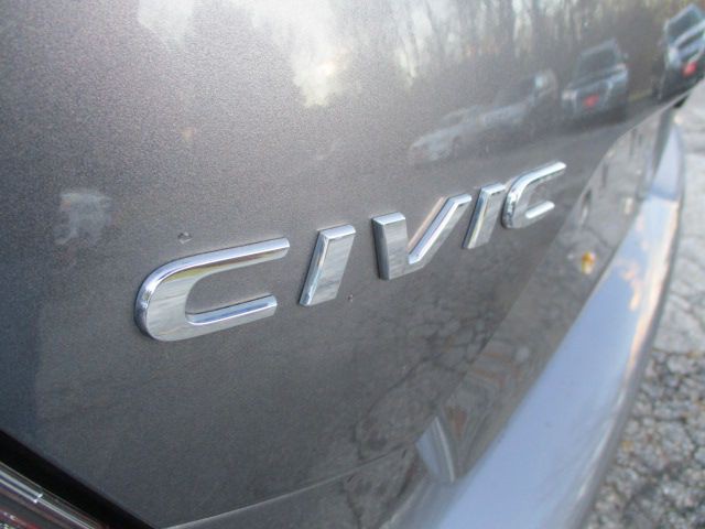 2018 Honda Civic Image 17