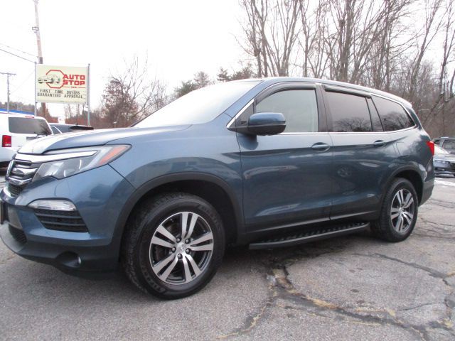 2017 Honda Pilot Image 1