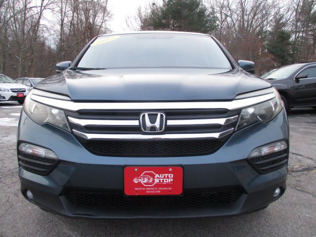 2017 Honda Pilot Image 2