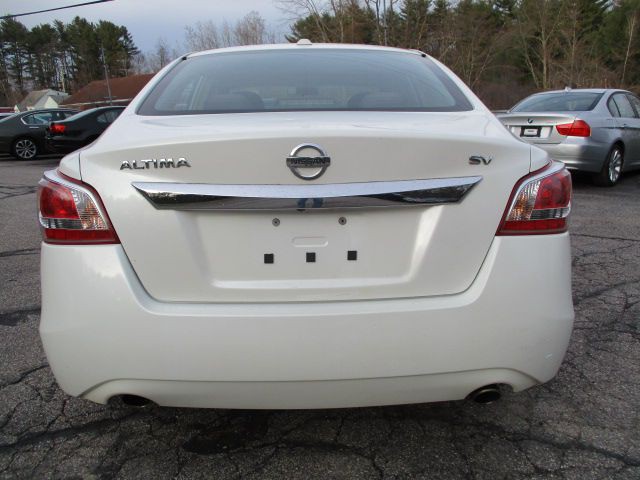 2013 Nissan Altima Image 5