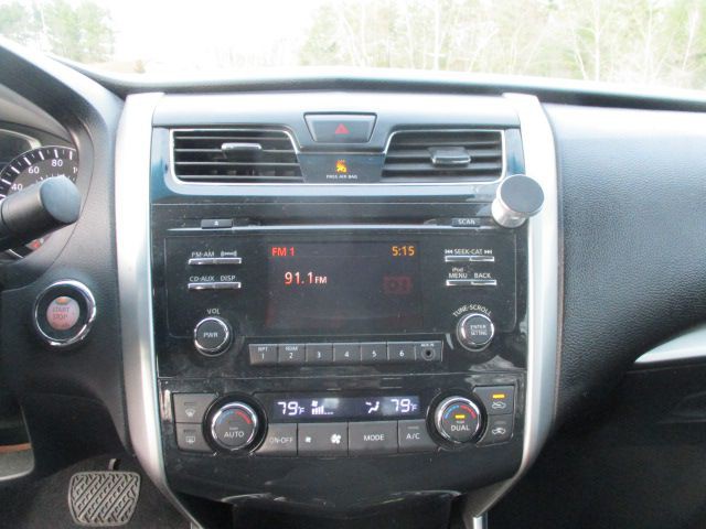 2013 Nissan Altima Image 9