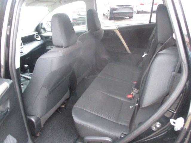 2015 Toyota Rav4 Image 14