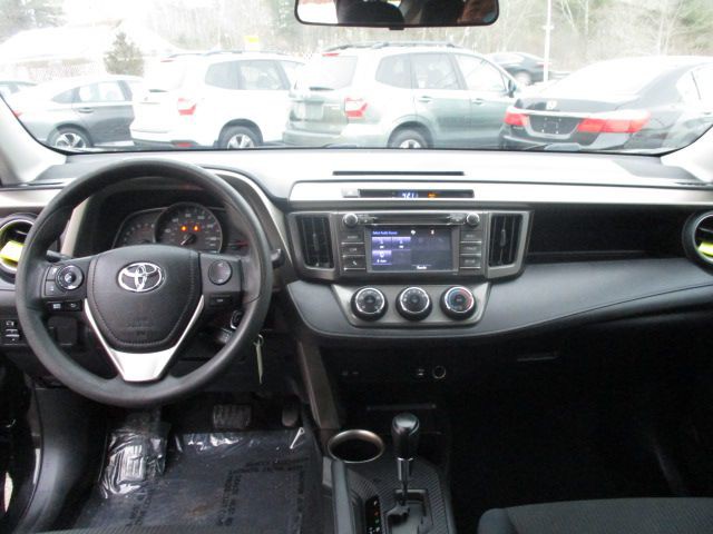 2015 Toyota Rav4 Image 8