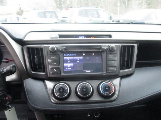 2015 Toyota Rav4 Image 10
