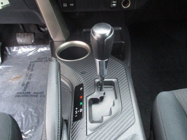 2015 Toyota Rav4 Image 11
