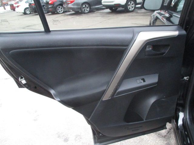 2015 Toyota Rav4 Image 16