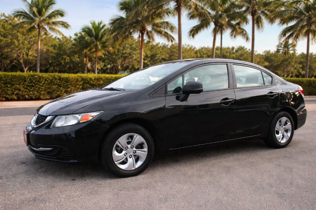 2015 Honda Civic Image 1