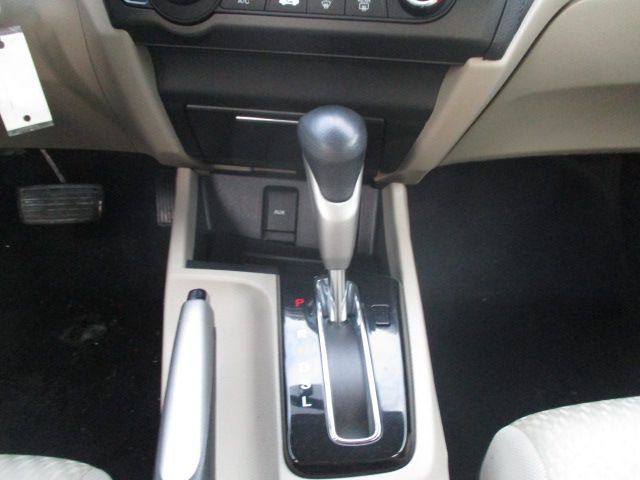 2015 Honda Civic Image 11