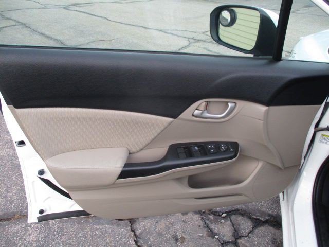 2015 Honda Civic Image 14
