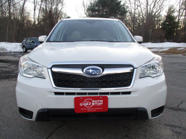 2015 Subaru Forester Image 2