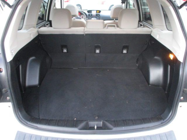 2015 Subaru Forester Image 19