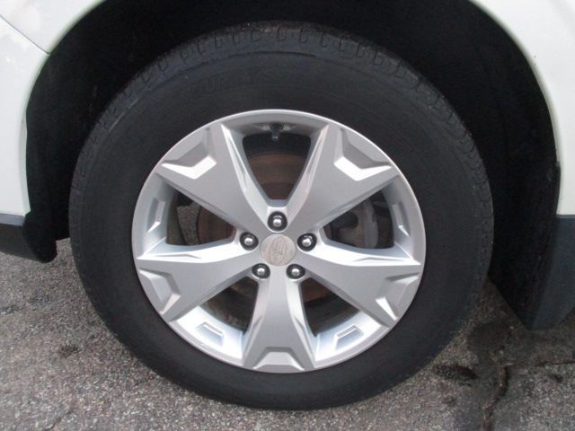 2015 Subaru Forester Image 27