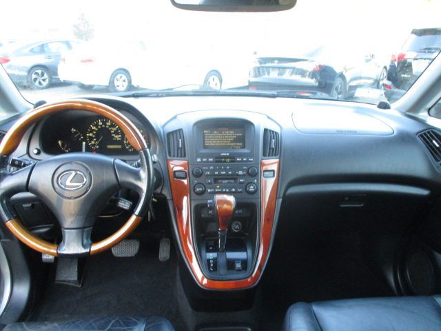 2002 Lexus RX Image 8