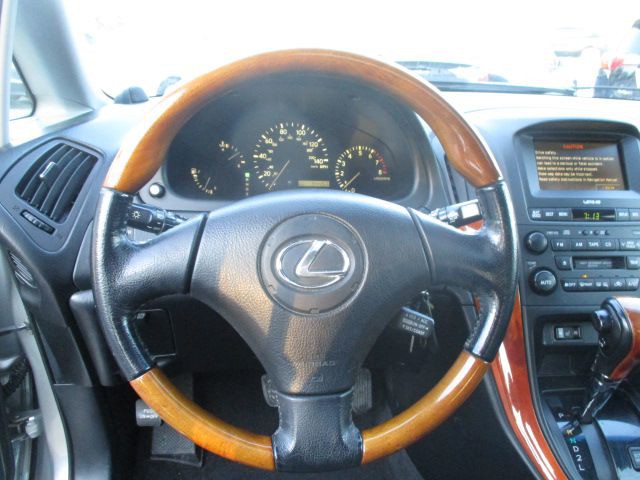 2002 Lexus RX Image 10