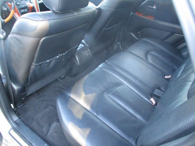 2002 Lexus RX Image 17