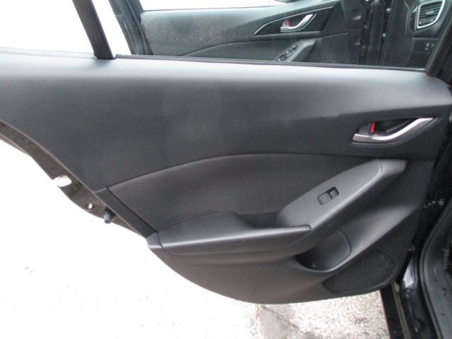 2014 Mazda Mazda3 Image 16