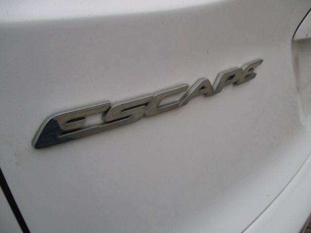 2014 Ford Escape Image 17