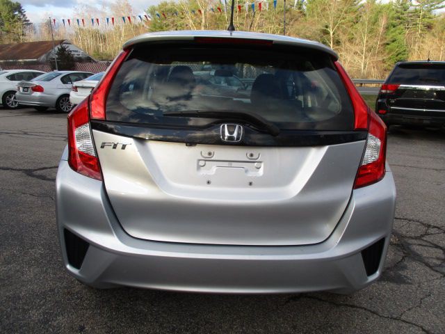 2015 Honda Fit Image 5