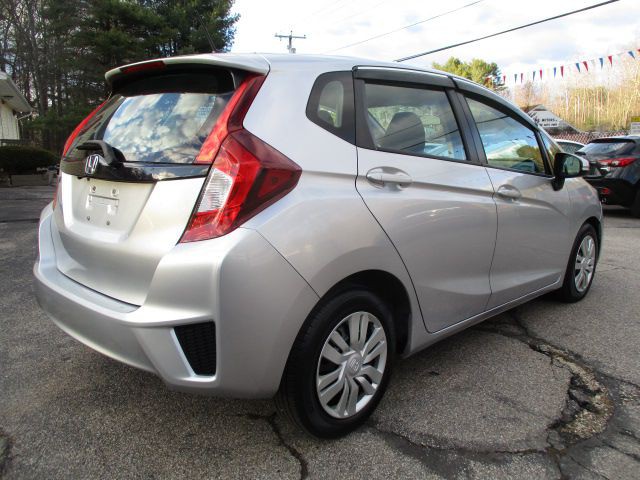 2015 Honda Fit Image 6