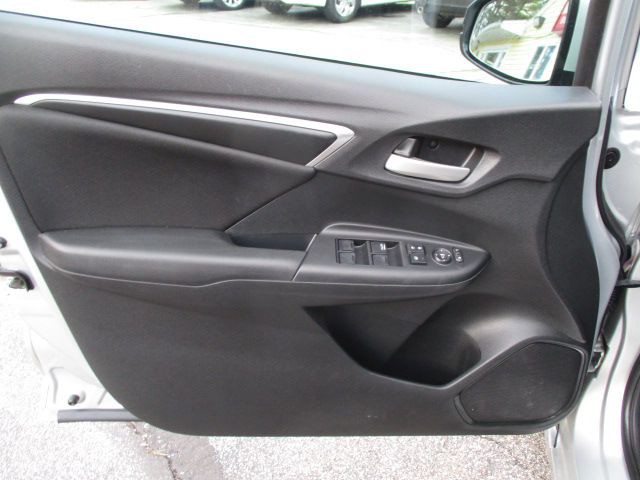 2015 Honda Fit Image 15