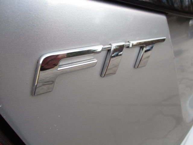 2015 Honda Fit Image 19