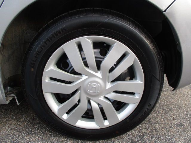 2015 Honda Fit Image 20