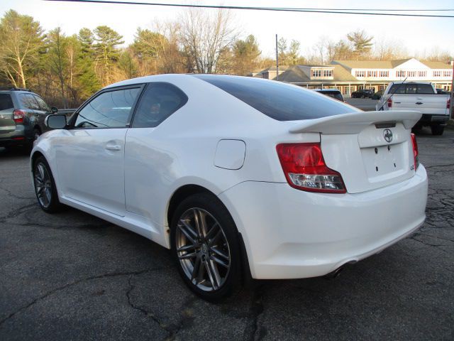 2012 Scion tC Image 4