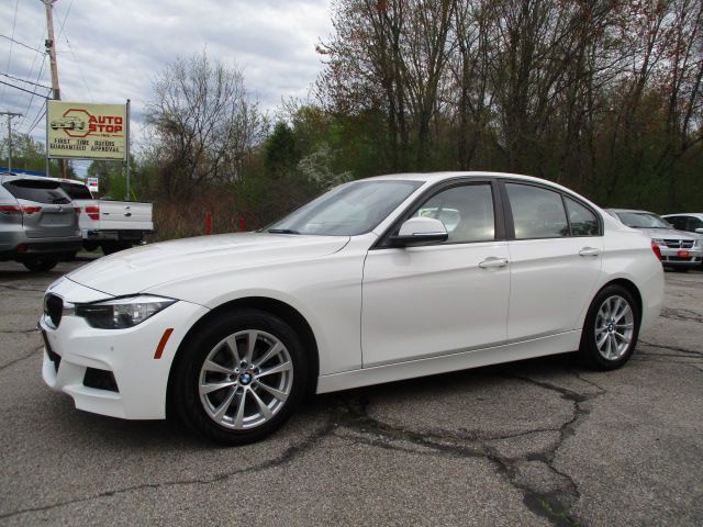 2016 BMW 3 Series Image 1