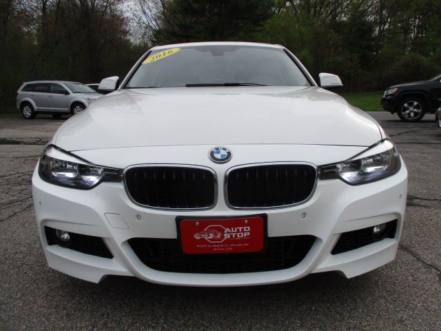 2016 BMW 3 Series Image 2