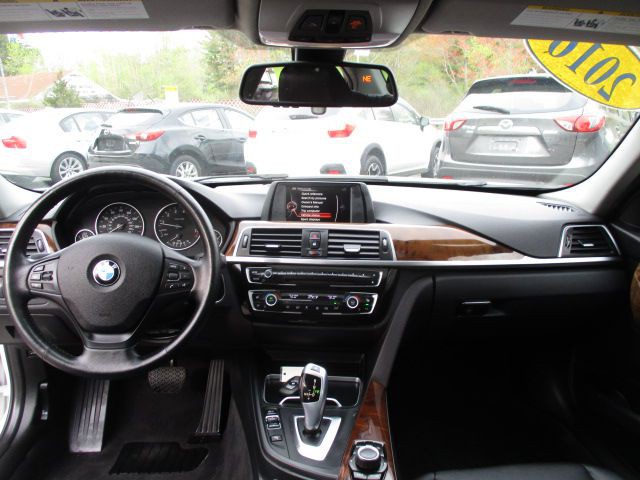 2016 BMW 3 Series Image 8
