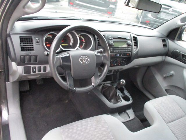 2012 Toyota Tacoma Image 9