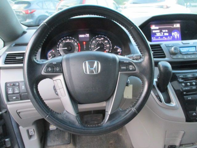 2013 Honda Odyssey Image 6
