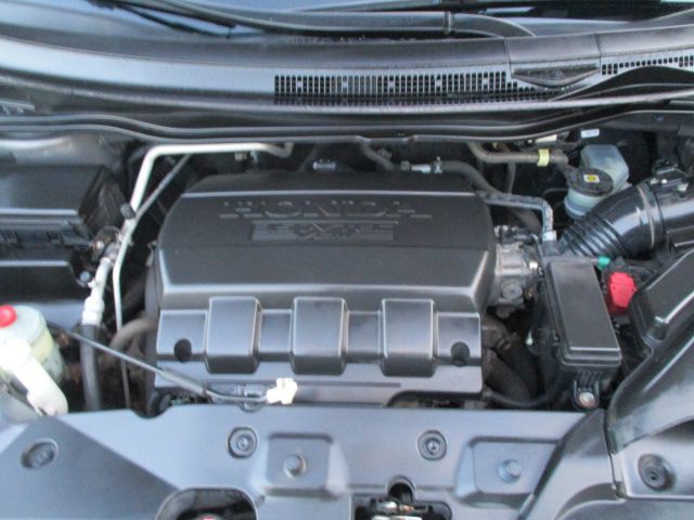 2013 Honda Odyssey Image 16