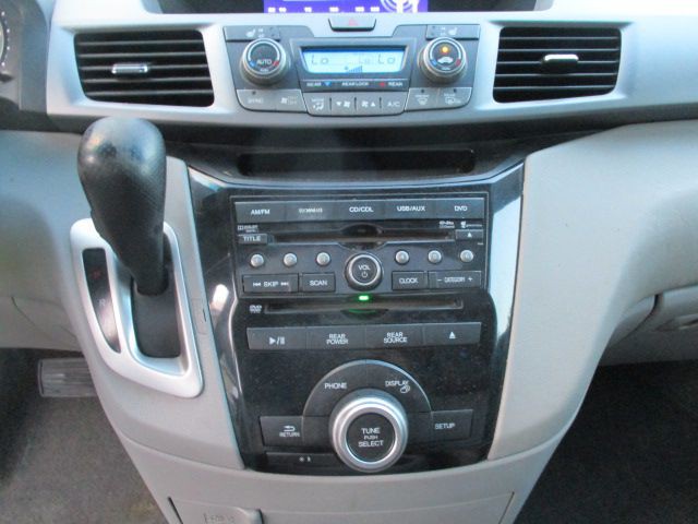 2013 Honda Odyssey Image 21