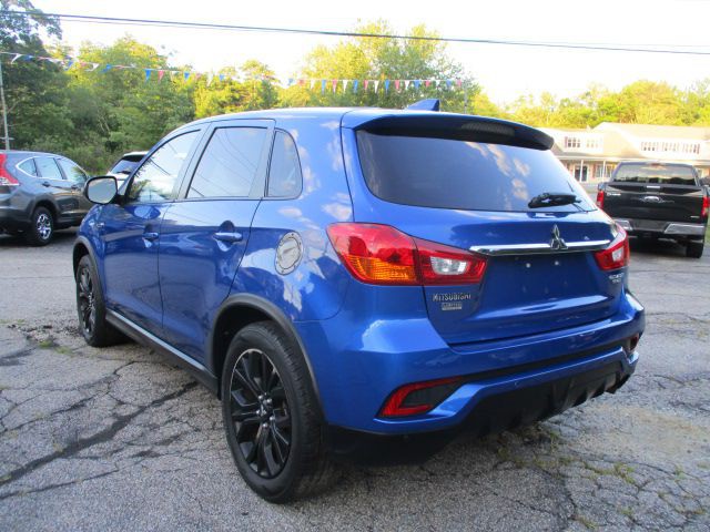 2018 Mitsubishi Outlander Image 4