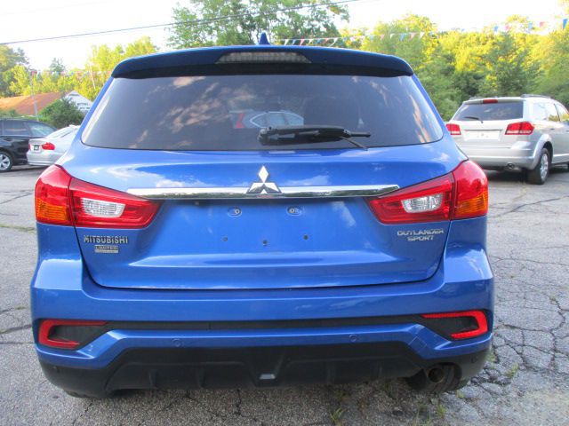 2018 Mitsubishi Outlander Image 5