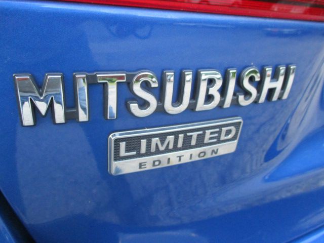 2018 Mitsubishi Outlander Image 19