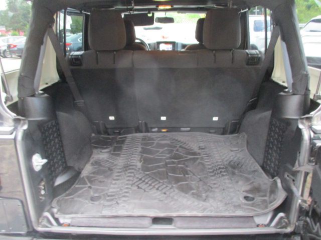2014 Jeep Wrangler Unlimited Image 18