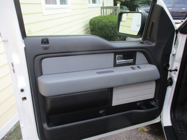 2014 Ford F-150 Image 9