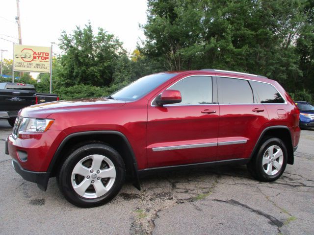 2012 Jeep Grand Cherokee Image 1