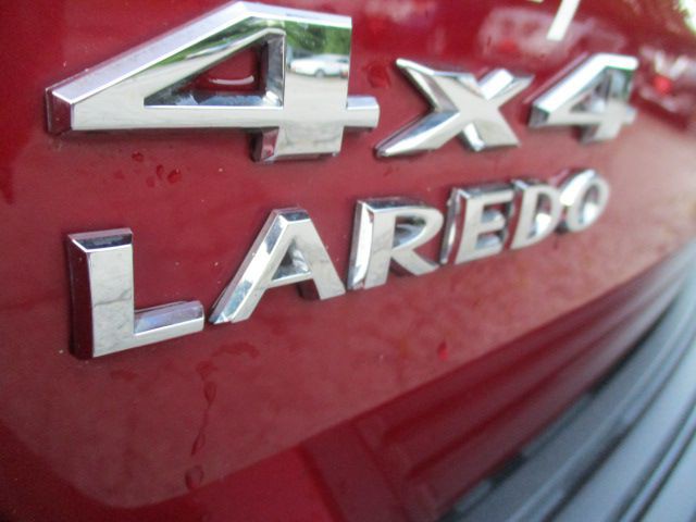 2012 Jeep Grand Cherokee Image 22