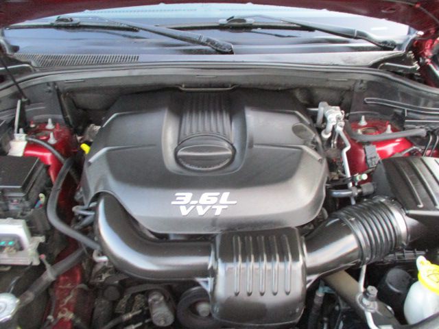 2012 Jeep Grand Cherokee Image 26