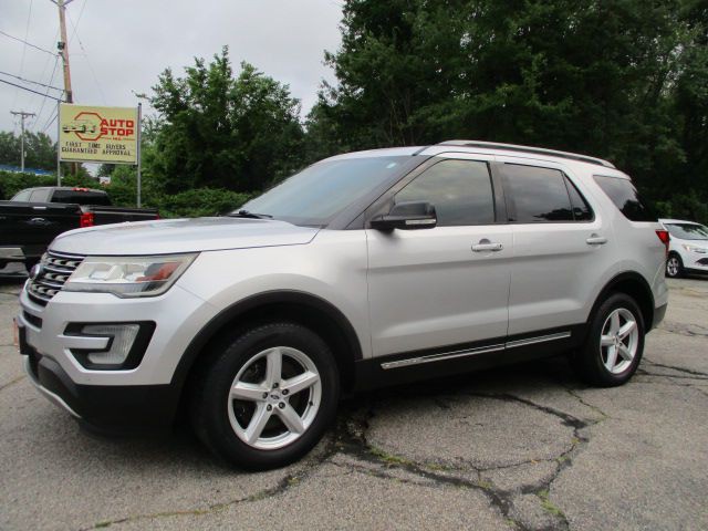 2016 Ford Explorer Image 1