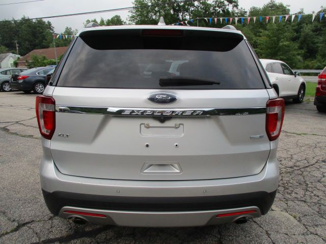 2016 Ford Explorer Image 5
