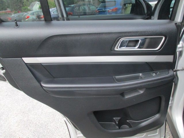 2016 Ford Explorer Image 20